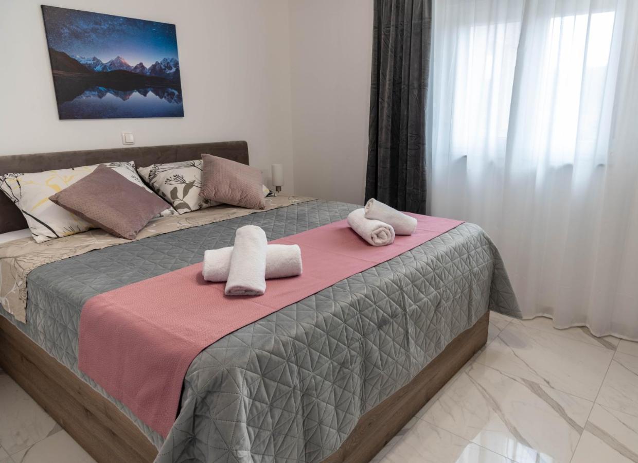 Apartmani Dalmacija Drage Exteriér fotografie
