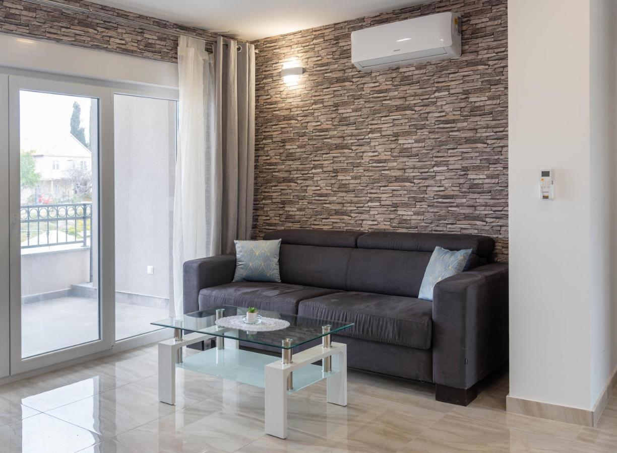 Apartmani Dalmacija Drage Exteriér fotografie