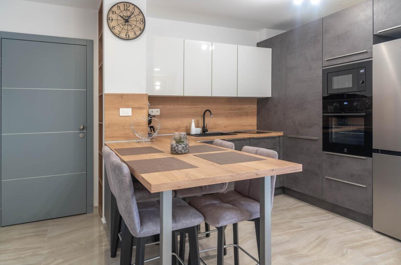 Apartmani Dalmacija Drage Exteriér fotografie