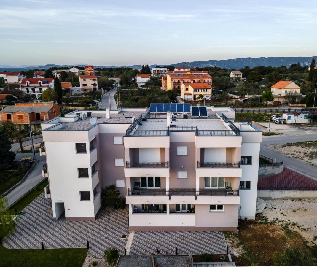 Apartmani Dalmacija Drage Exteriér fotografie