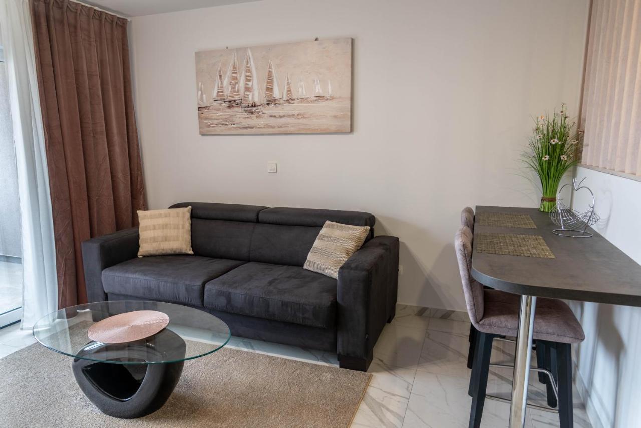 Apartmani Dalmacija Drage Exteriér fotografie